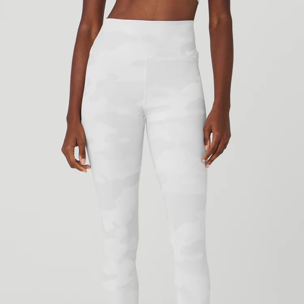 ALO Yoga High-Waist White Camo Vapor Legging S